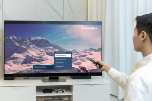 Samsung introduce el modo SeeColors en su línea de televisores y monitores 2023 para mejorar la experiencia de los usuarios daltónicos ● La función de accesibilidad ayuda a los espectadores con problemas de visión cromática a recalibrar sus pantallas para disfrutar de una experiencia visual más agradable ● SeeColors cuenta con la certificación 'Color Vision Accessibility' de TÜV Rheinland